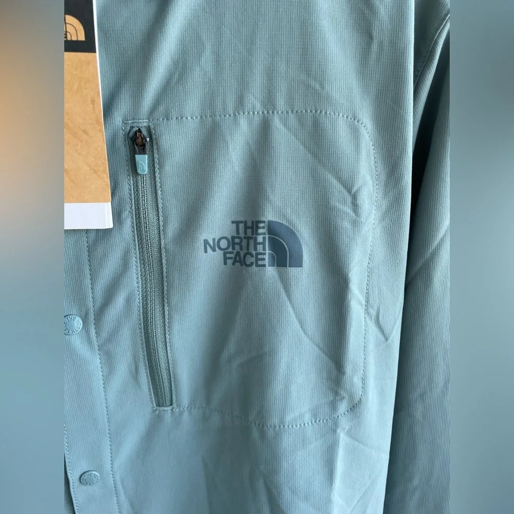 The North Face Trail Shirt in Goblin Blue - 40 UPF - NWT | Large